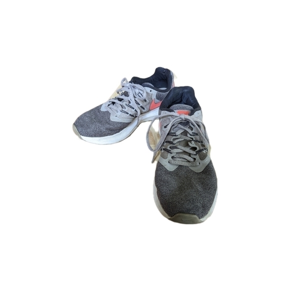 NIKE | Run Swift | Gray & Neon Orange Athletic Shoes | Women's Size 7.5 flaws - Picture 1 of 6